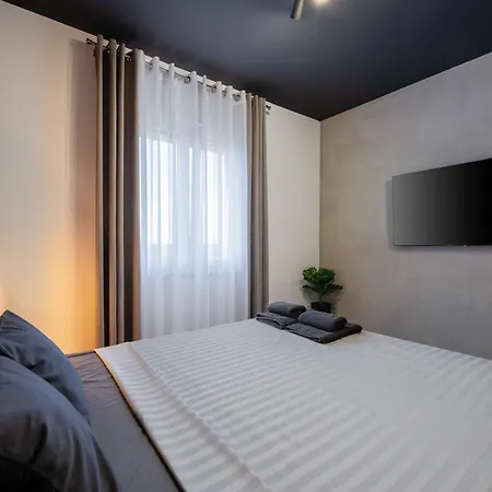 M&a - Luxury Private Free Parking Pula